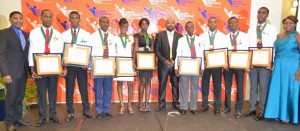 Article : Soirée d’excellence en l’honneur des 10 lauréats nationaux en bac II, le GEP donne le ton
