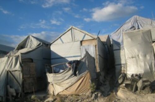 Article : 5 ans après le séisme du 12 janvier, ils vivotent encore sous les tentes